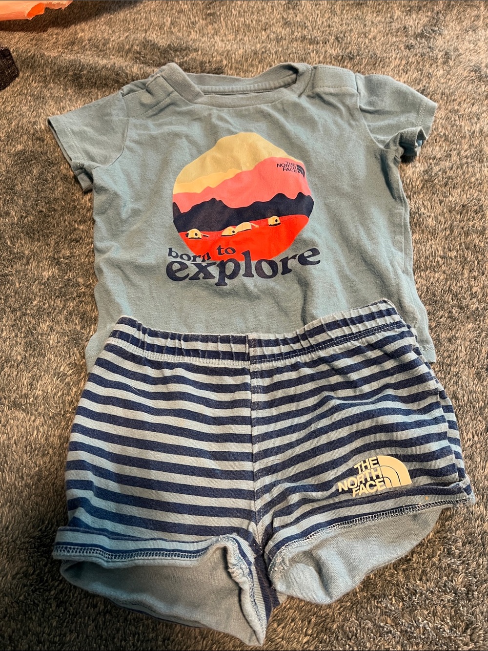The North Face Baby 'Born to Explore' Tee & Stripe Shorts Set Sz 3-6M